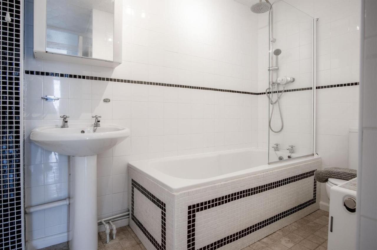 Captains Walk - 4 Bedroom Apartment - Saundersfoot Buitenkant foto