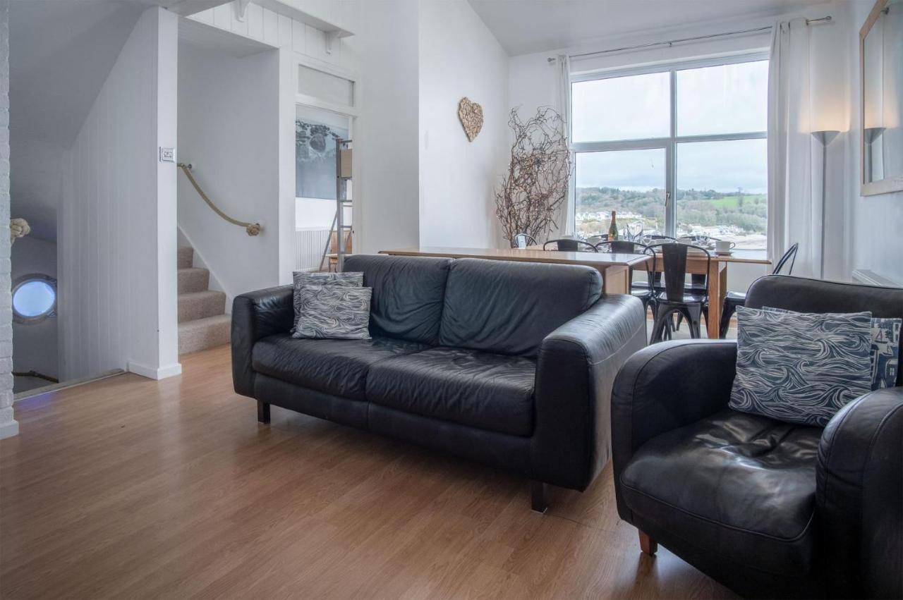 Captains Walk - 4 Bedroom Apartment - Saundersfoot Buitenkant foto